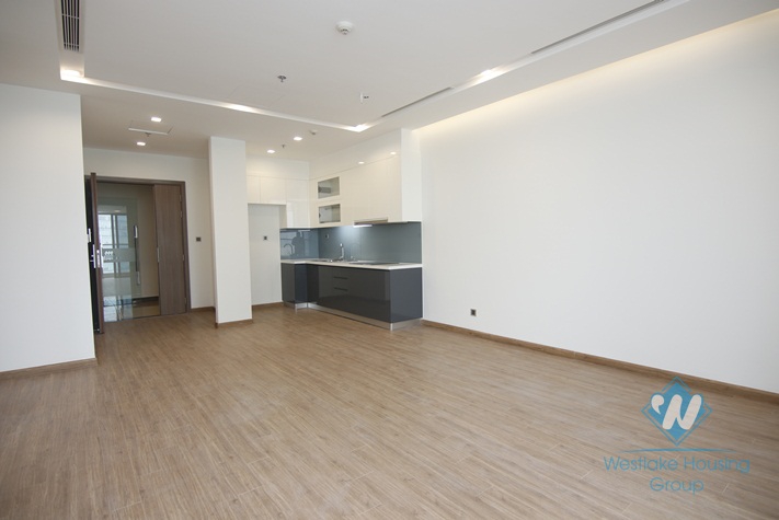 Two bedrooms apartment waiting furnished for rent in Vinhome Metropolis, Ha Noi